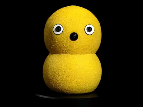 Keepon — робот, похожий на две сдавленные вместе жёлтые шарики с шевелящимися глазами и кнопочным носом.