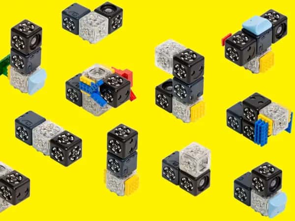 Cubelets — группы роботизированных кубиков складываются в различные фигуры.