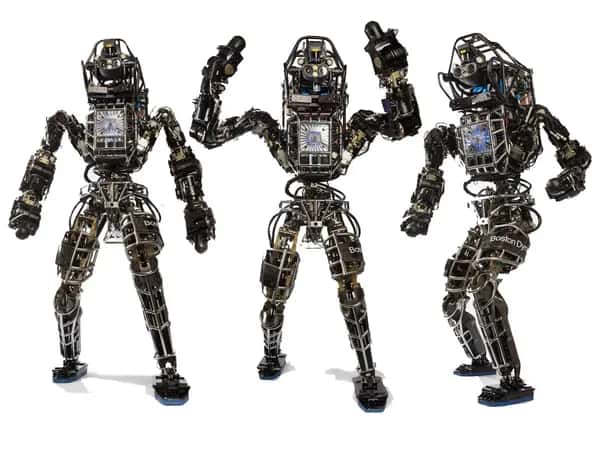 Atlas (2013) — три вида робота Atlas 2013 года показывают сложного гуманоидного робота с множеством электроники и сенсоров.