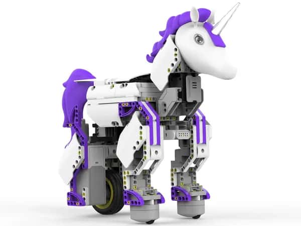 UnicornBot — фиолетово-белый единорог с белым рогом и колёсами, собранный из множества небольших простых пластиковых деталей.