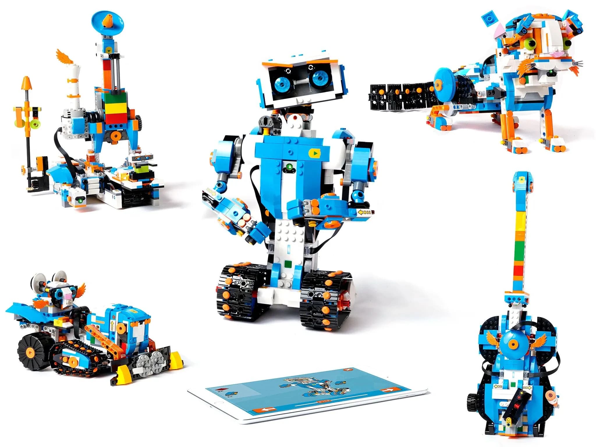 Детали Lego в пяти конфигурациях: гуманоид, гитара, кошка и другие.